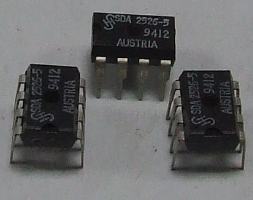 SDA 2526-5 CIRCUITO INTEGRATO ORIGINALE SIEMENS SDA2526-5